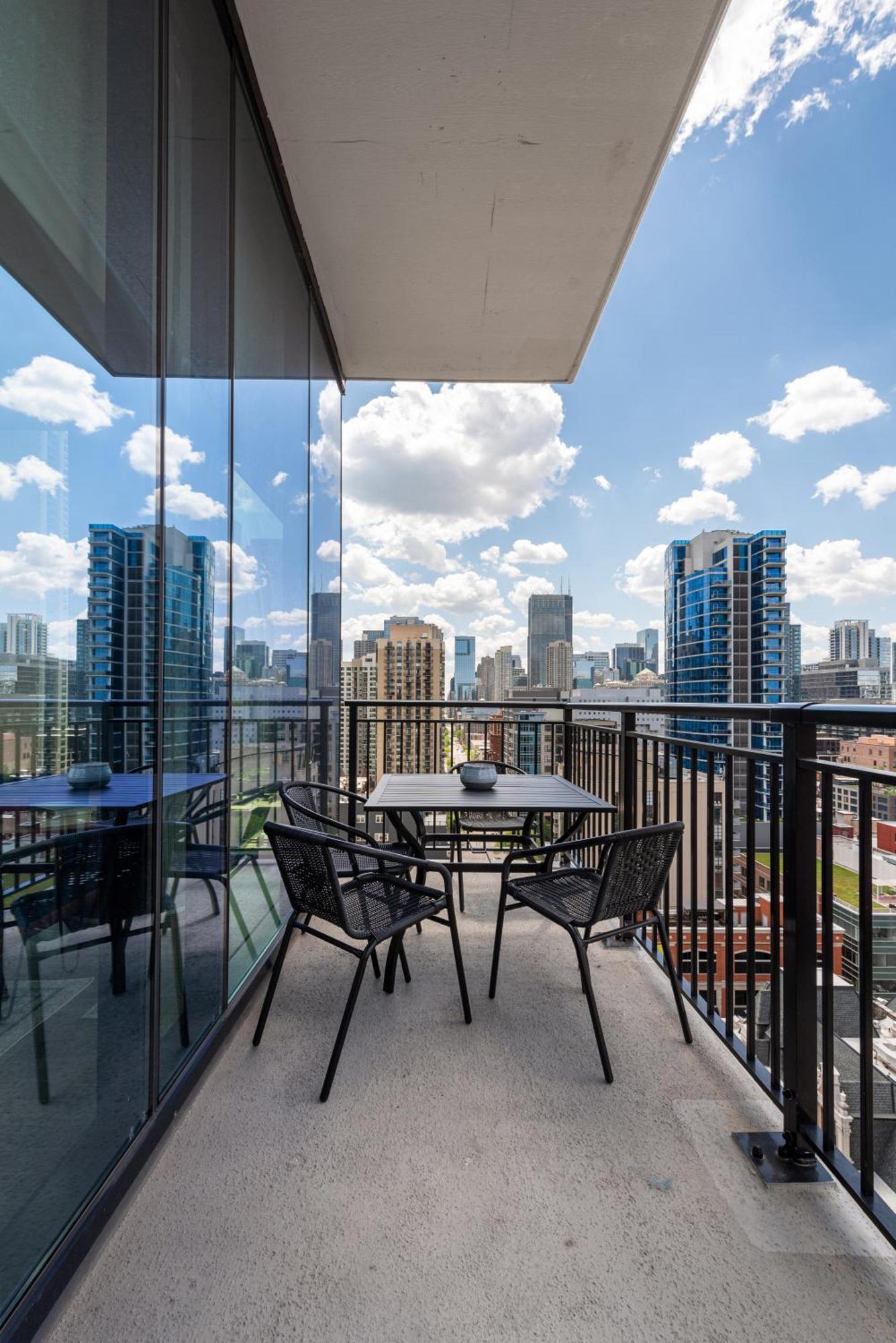 Aurelien Spacious Apartments In The Heart Of Gold Coast Chicago Zewnętrze zdjęcie